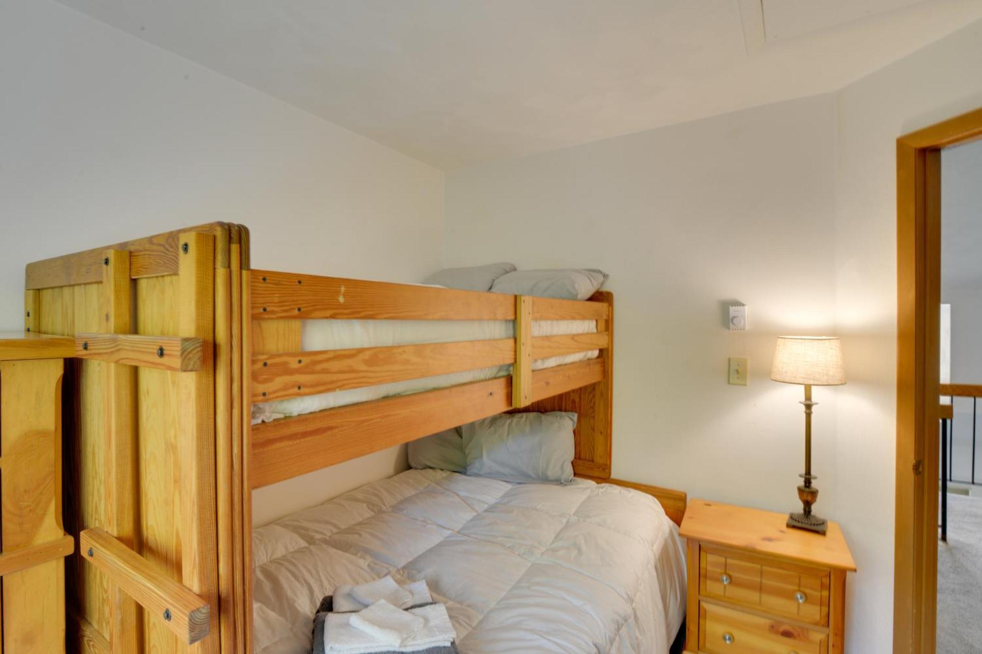 Charming Hidden Valley Resort Home Walk To Slopes Champion エクステリア 写真